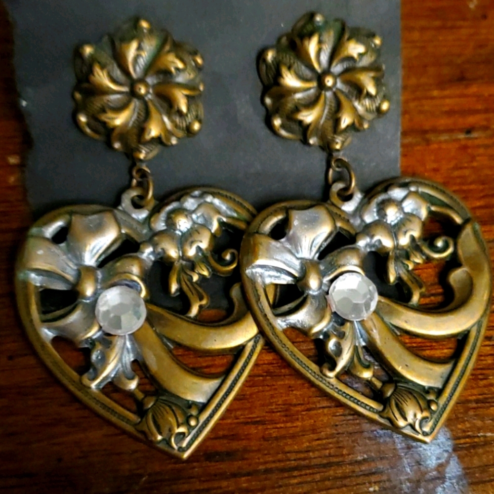 heart earrings